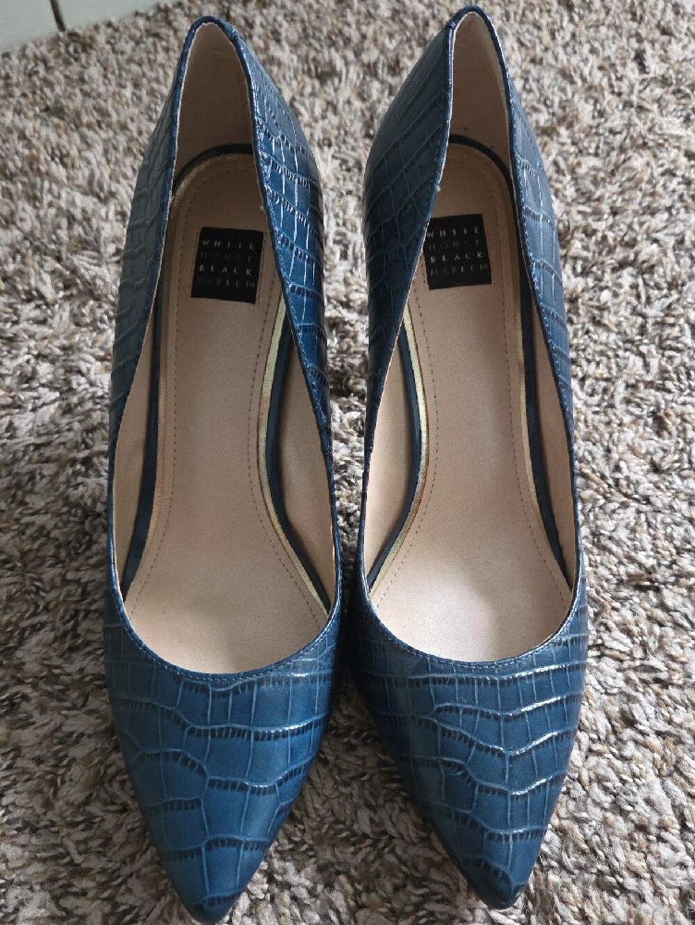 White House Black Market Navy Croc-Embossed Pointed Toe Pumps - Picture 2 of 4